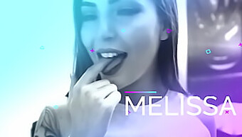 Melissa Lisboa与纹身美女的肛交快感