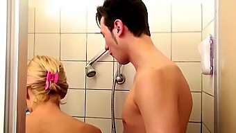 Kada Love, Deutsche Milf, Verführt Ihren Stiefsohn In Der Dusche