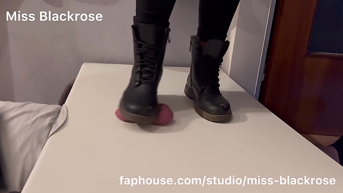 Amateur foot worship and ballbusting in hardcore BDSM video